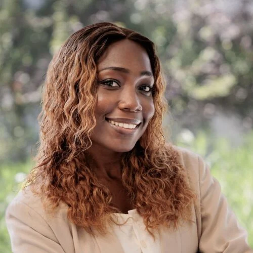 Marie Kouao, autrice, formatrice et fondatrice de Wellnd
